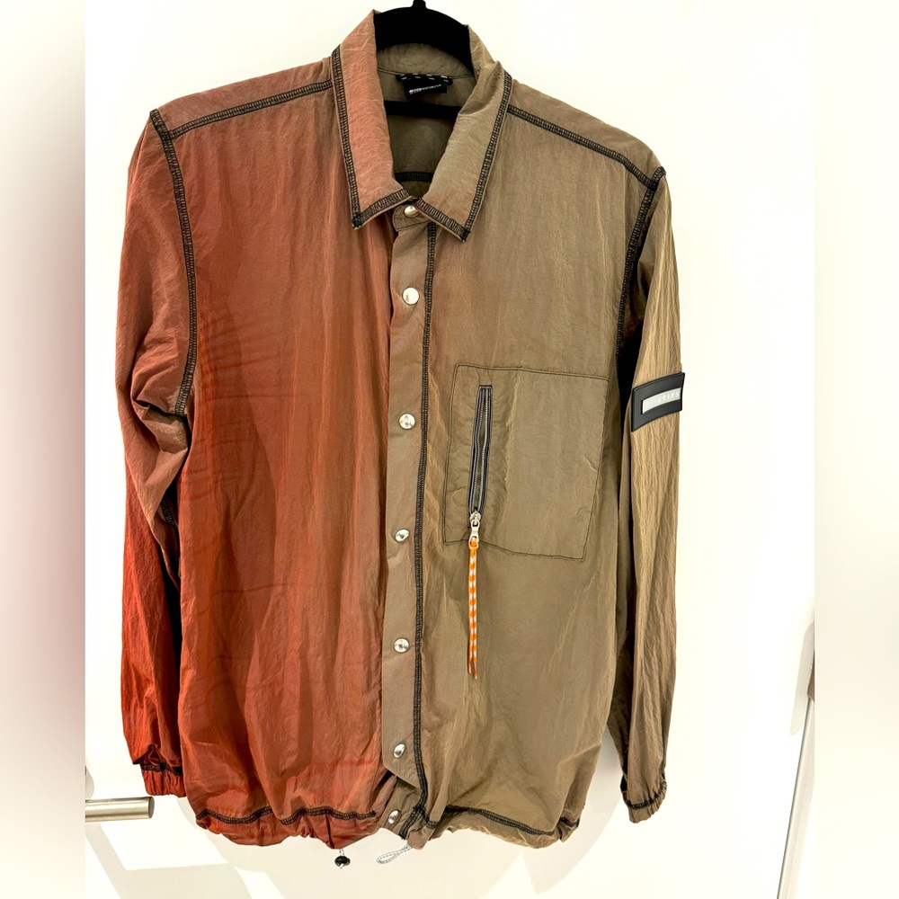 Aries
Spruzzo gradient-effect shirt
Made in Italy